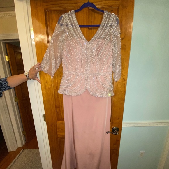 Lucci Lu Gown - Picture 8 of 10